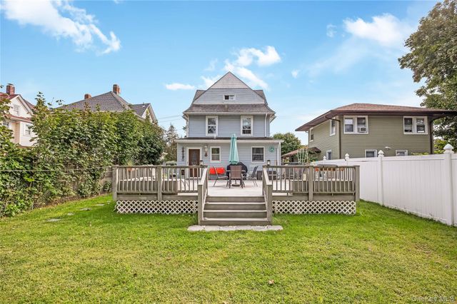53 Thorne Street, Patchogue, NY 11772
