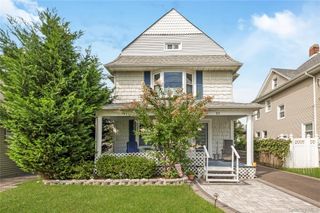 53 Thorne Street, Patchogue, NY 11772
