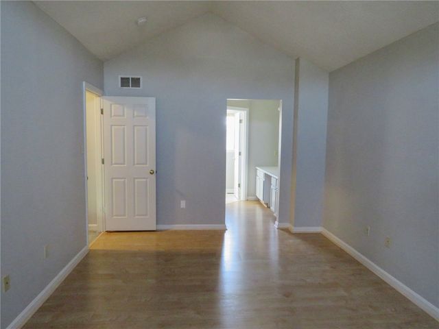 392 Pine Ridge Dr, Peters Twp, PA 15367