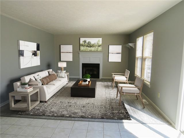392 Pine Ridge Dr, Peters Twp, PA 15367