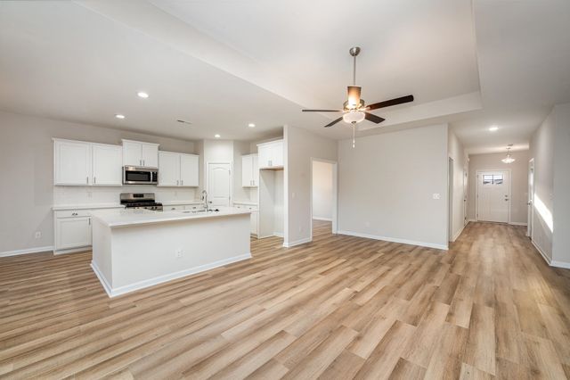 5115 Water Breeze Ct., Myrtle Beach, SC 29588