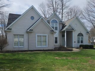 2674 High Hampton Trail, Cuyahoga Falls, OH 44223