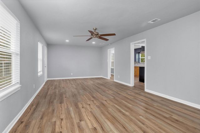 1708 Porter Road, Conroe, TX 77301