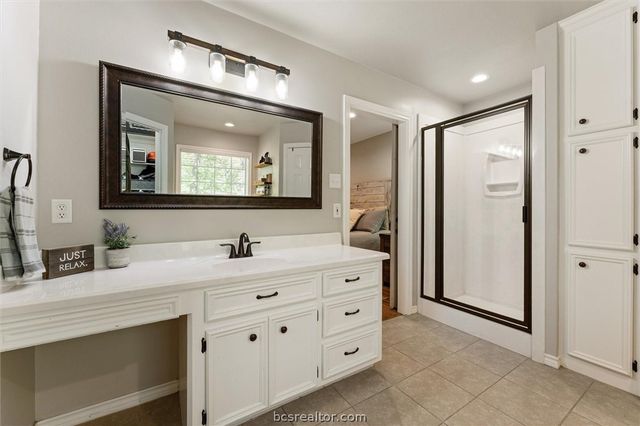 2525 Peach Creek Road, College Station, TX 77845