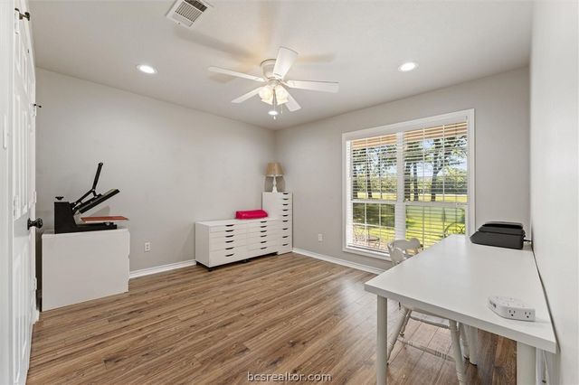 2525 Peach Creek Road, College Station, TX 77845