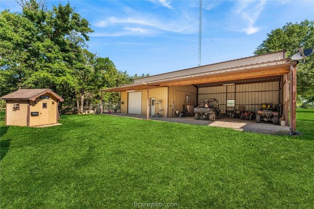 2525 Peach Creek Road, College Station, TX 77845