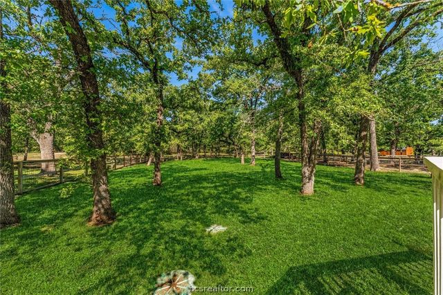 2525 Peach Creek Road, College Station, TX 77845