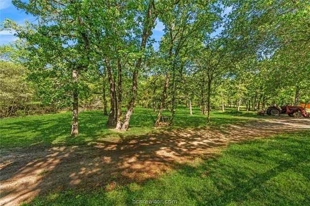 2525 Peach Creek Road, College Station, TX 77845