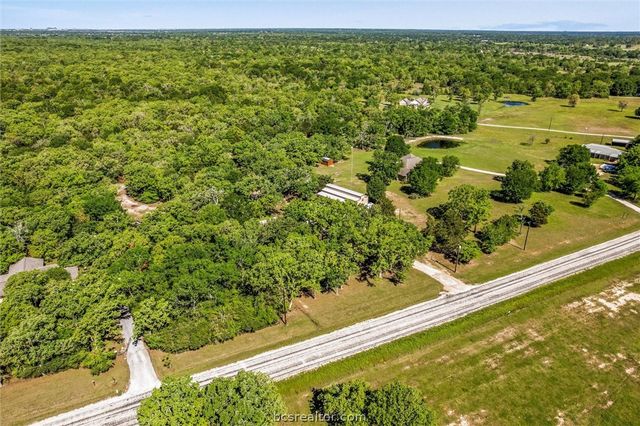 2525 Peach Creek Road, College Station, TX 77845