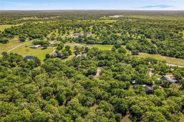 2525 Peach Creek Road, College Station, TX 77845