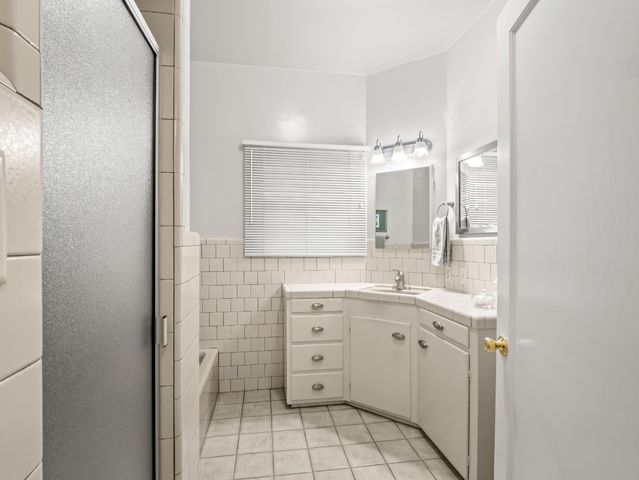 3533 E Alta Avenue, Fresno, CA 93702