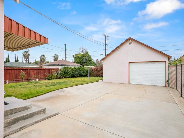 3533 E Alta Avenue, Fresno, CA 93702
