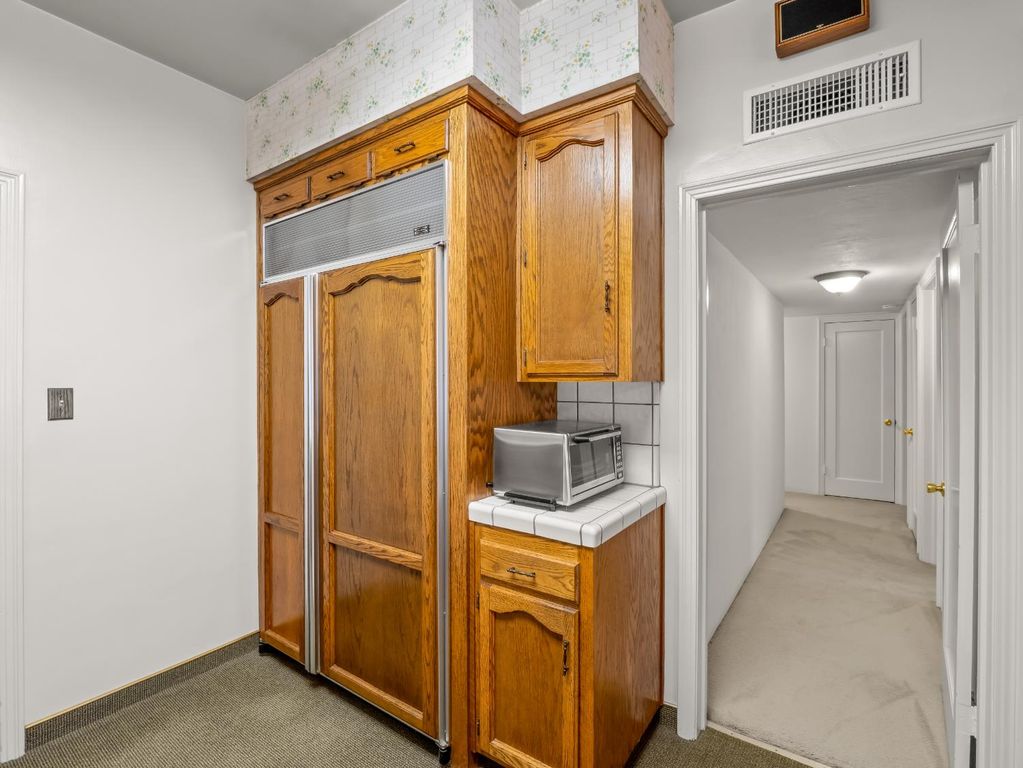 Image 17 of property listing at 3533 E Alta Avenue, Fresno, CA 93702