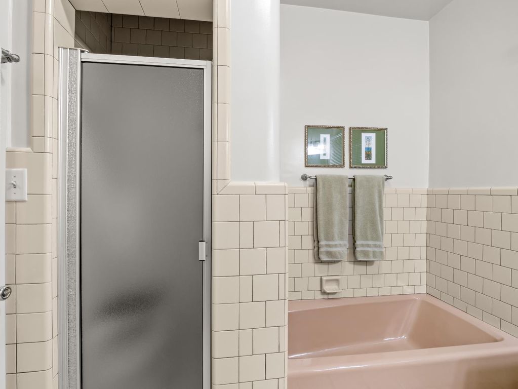 Image 25 of property listing at 3533 E Alta Avenue, Fresno, CA 93702