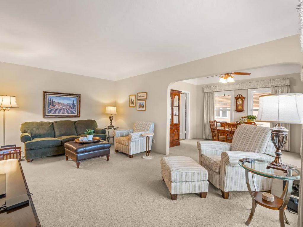 Image 4 of property listing at 3533 E Alta Avenue, Fresno, CA 93702