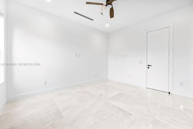 1122 NE 10th Ave, Fort Lauderdale, FL 33304