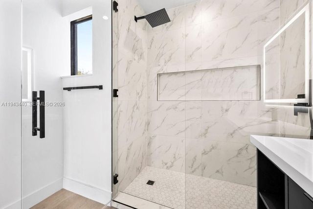 1122 NE 10th Ave, Fort Lauderdale, FL 33304