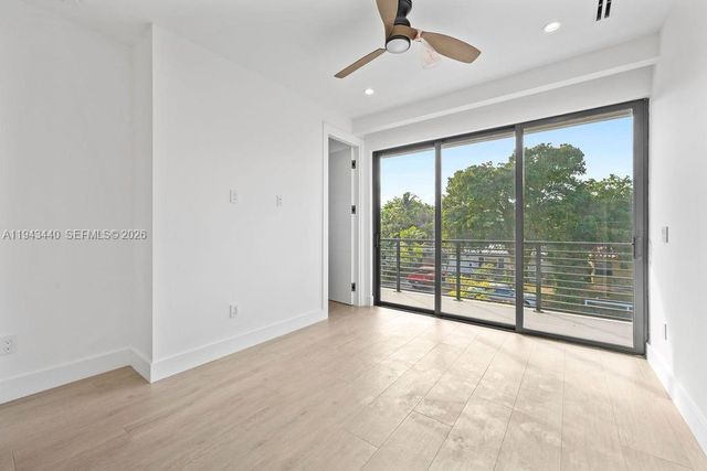 1122 NE 10th Ave, Fort Lauderdale, FL 33304