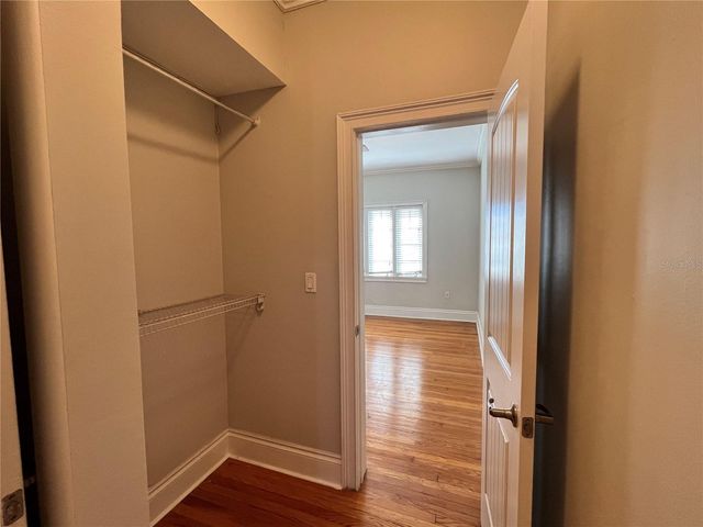 2117 W DEKLE AVENUE J3, Tampa, FL 33606