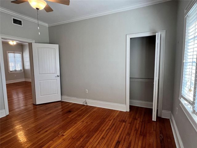 2117 W DEKLE AVENUE J3, Tampa, FL 33606