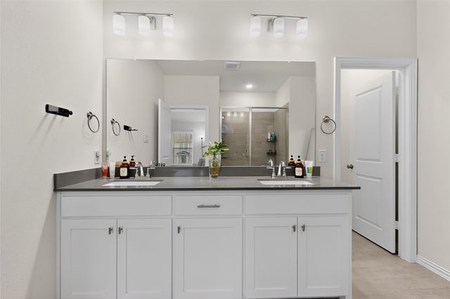 9016 Phoebe Road, Frisco, TX 75035