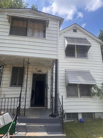 7127 Virginia Avenue, St Louis, MO 63111