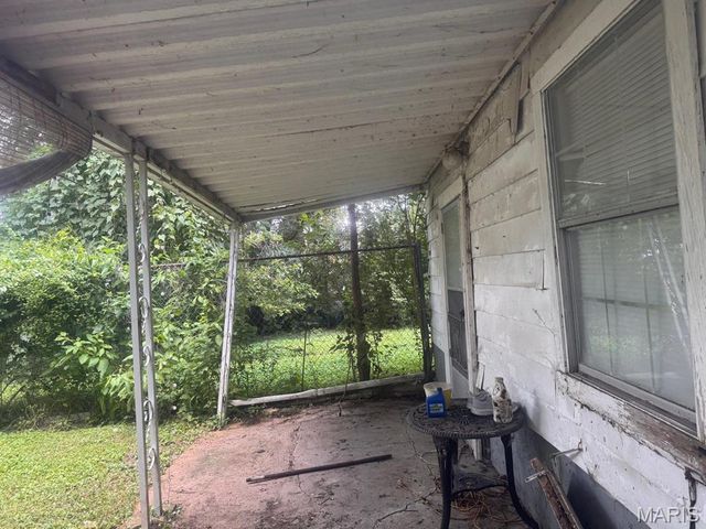 7127 Virginia Avenue, St Louis, MO 63111