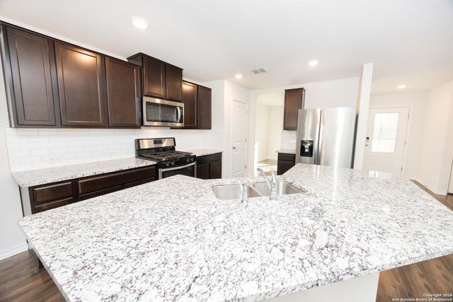 4827 Forward Swing, San Antonio, TX 78261