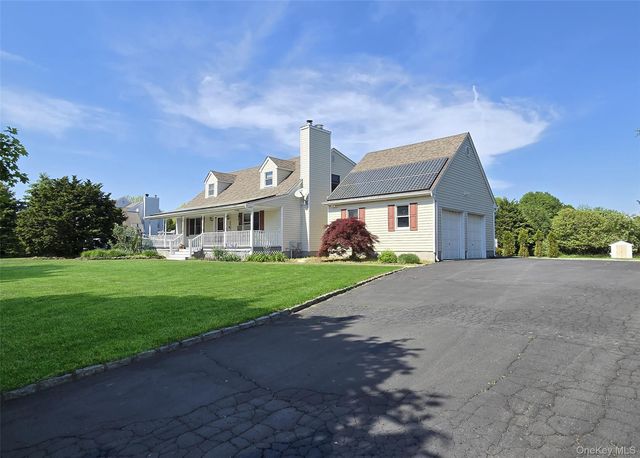 635 Farmveu Road, Mattituck, NY 11952