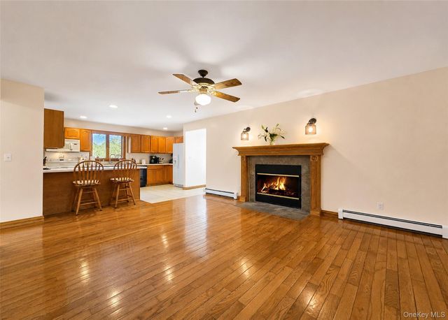 635 Farmveu Road, Mattituck, NY 11952