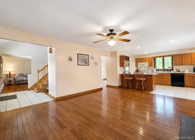 635 Farmveu Road, Mattituck, NY 11952