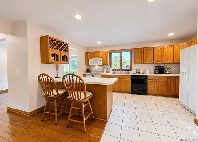 635 Farmveu Road, Mattituck, NY 11952