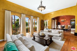 2604 Rutherford Drive, Los Angeles, CA 90068