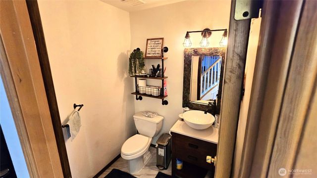 13617 68th Avenue Ct E, Puyallup, WA 98373