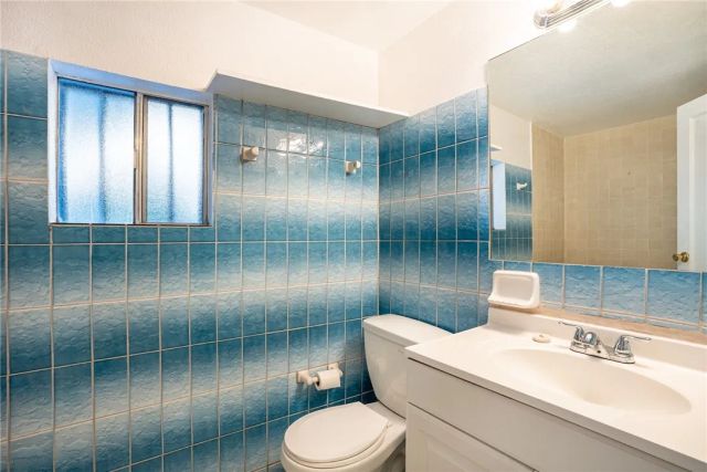 4317 Winchester, Los Angeles, CA 90032