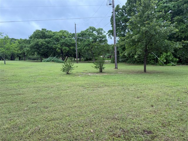 4855 Woodlawn Road, Sherman, TX 75090