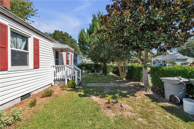 716 Grove ST, Hampton, VA 23664