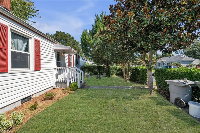 716 Grove ST, Hampton, VA 23664
