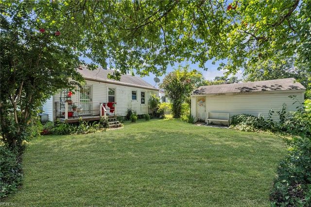 716 Grove ST, Hampton, VA 23664