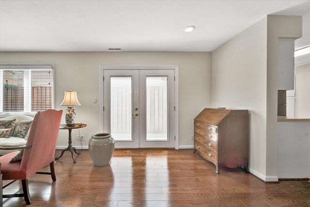 411 Windward DR SW 411, Roanoke, VA 24018