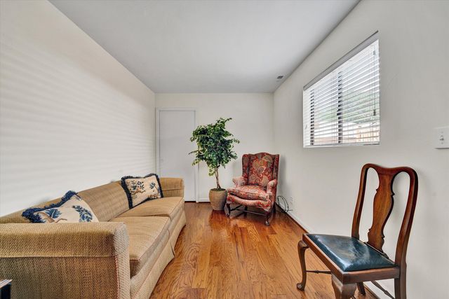 411 Windward DR SW 411, Roanoke, VA 24018