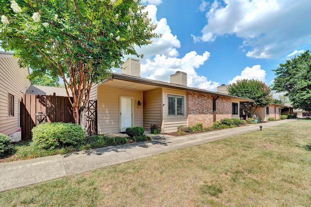 411 Windward DR SW 411, Roanoke, VA 24018
