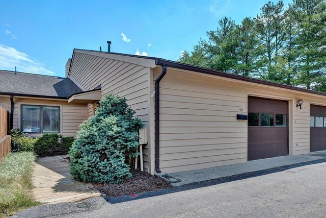 411 Windward DR SW 411, Roanoke, VA 24018