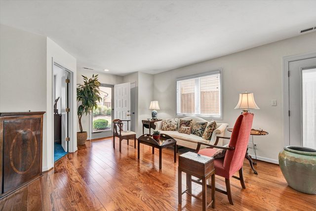 411 Windward DR SW 411, Roanoke, VA 24018