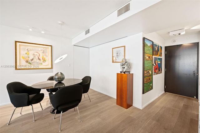 2901 S Bayshore Drive 8E, Coconut Grove, FL 33133