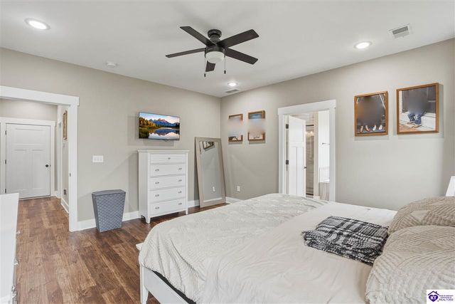 62 Martha Miles Ct, Brandenburg, KY 40108
