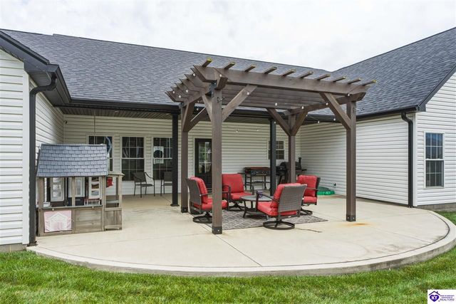 62 Martha Miles Ct, Brandenburg, KY 40108