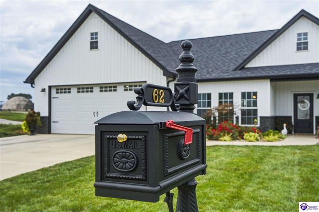 62 Martha Miles Ct, Brandenburg, KY 40108