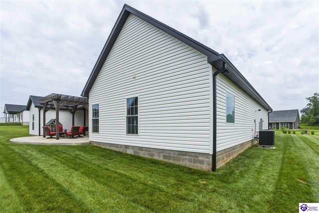 62 Martha Miles Ct, Brandenburg, KY 40108