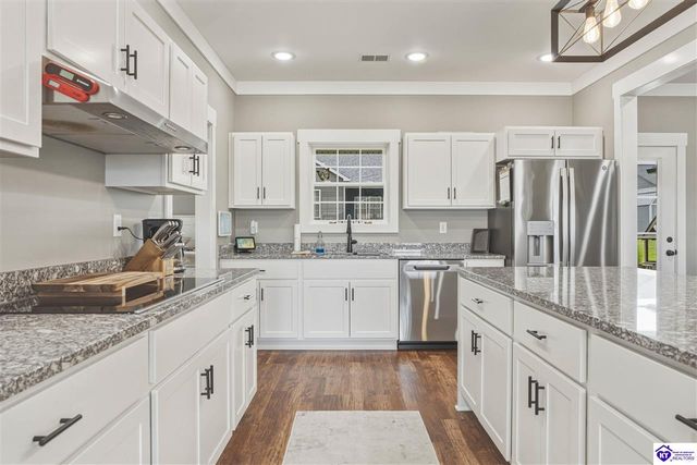 62 Martha Miles Ct, Brandenburg, KY 40108